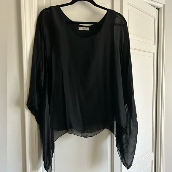 Cobblestone Martina Silk Top - Picture 3 of 6